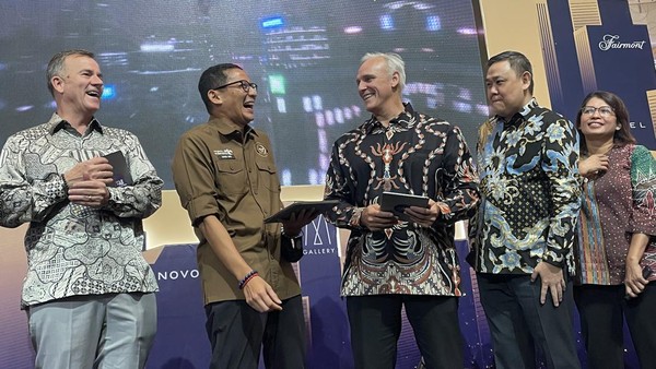 Sandiaga Uno Apresiasi Pameran City of All