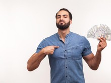 Hati-hati, 5 Jenis Sedekah Ini Haram Hukumnya