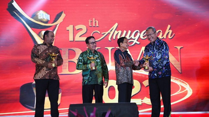 Ajang Apresiasi CEO Terbaik dan Tokoh Inspirasi Bangsa Ajang Apresiasi CEO Terbaik dan Tokoh Inspirasi Bangsa