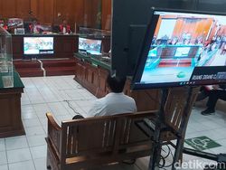 2 Terdakwa Polisi Bebas Karena Gas Air Mata Tertiup Angin di Kanjuruhan