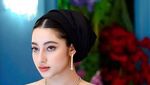 8 Pesona Ameera Khan yang Disebut Berpakaian Terlalu Seksi