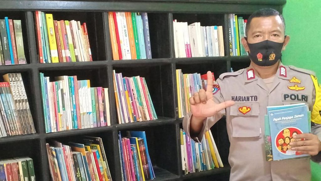 Bripka Harianto, Pejuang Literasi Anak di Tulang Bawang Barat Lampung