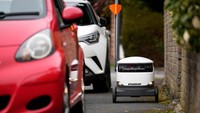 Dengan teknologi canggihnya tersebut, dapat memungkinkan robot ini untuk bermanuver di sekitar benda dan manusia.
