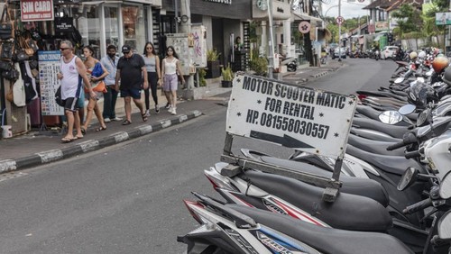 Pelarangan motor bagi turis asing di Bali menjadi perbincangan karena dinilai kurang pantas. Hal ini akan berdampak kepada bisnis rental motor di Bali.