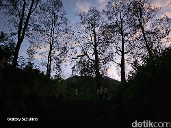 Berpetualang di Alam Bareng Galaxy S23