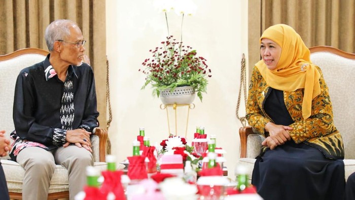 gubernur khofifah dan menteri singapura