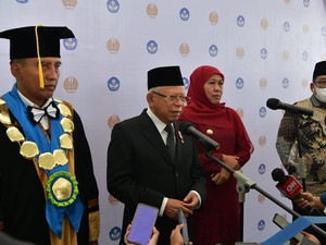 Gubernur Khofifah Ucapkan Selamat ke Putri Wapres yang Jadi Gubes Unesa