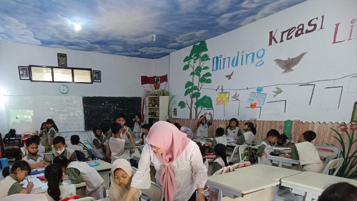 Guru inklusif Firdiani Yuliana