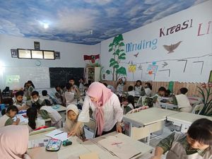 Kisah Guru Dian, Rangkul Anak dengan Keistimewaan Khusus lewat Budaya Inklusi