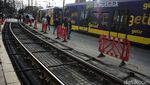 Bebas Macet! Asyiknya Hilir-mudik Naik Trem di Turki