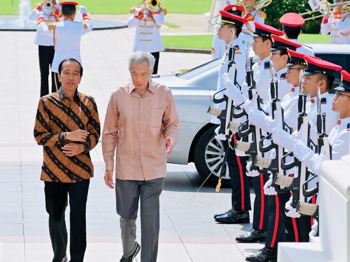 Jokowi di Singapura