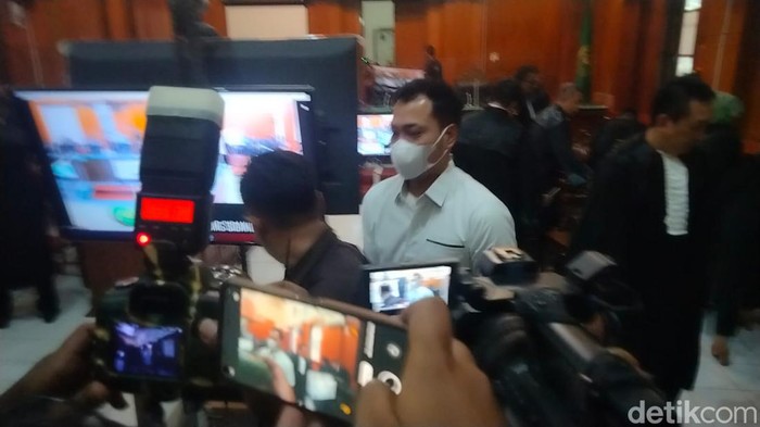 Kabag Ops Polres Malang Wahyu Setyo Pranoto divonis bebas