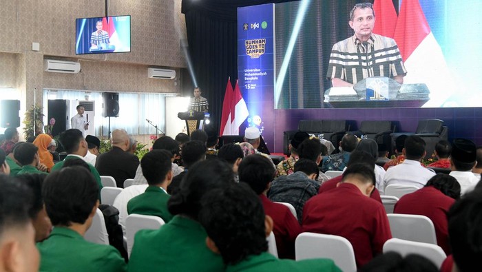 Pemerintah melalui Kementerian Hukum dan Hak Asasi Manusia (Kemenkumham) terus mensosialisasikan Kitab Undang–Undang Hukum Pidana (KUHP) serta perubahan rancangan UUD Paten dan Desain Industri.