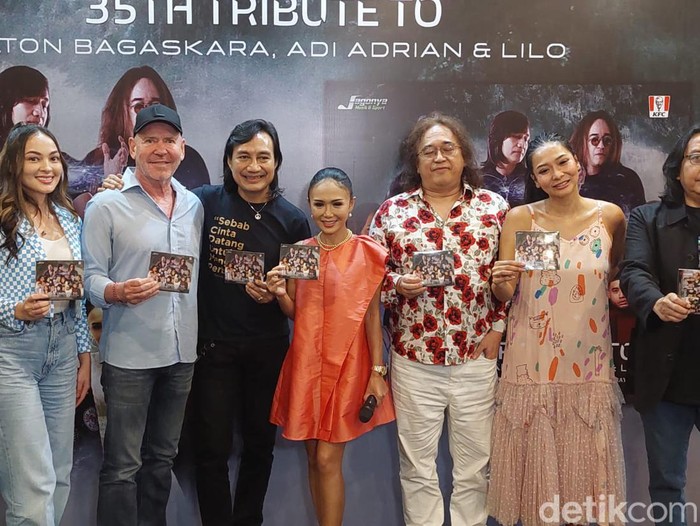 KLa Project meluncurkan album tribute.