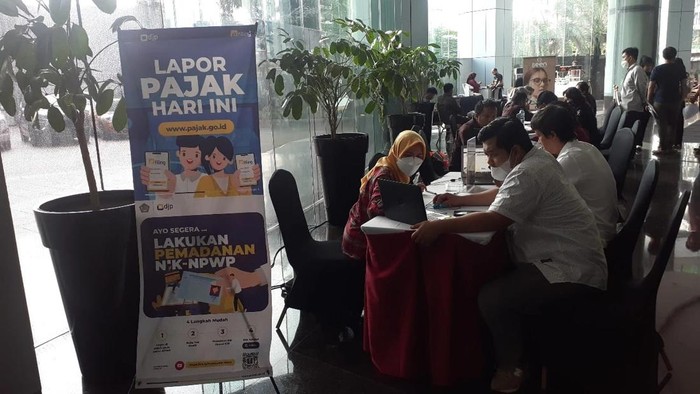 Lapor SPT Pajak Tahunan di Menara Bank Mega