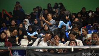 Dukungan penuh para penonton semakin menambah motivasi mereka.