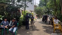 Suasana terkini rumah duka Nani Wijaya di kawasan Sentul. Foto: Febri/detikhot