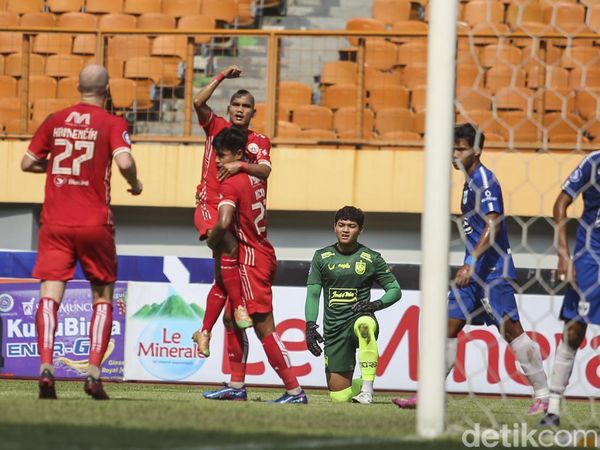 Riko Simanjuntak Menangkan Persija atas PSIS