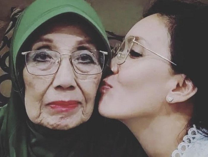 Rieke Diah Pitaloka berduka atas meninggalnya Nani Wijaya