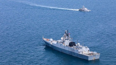 Potret Rusia, China dan Iran Latihan Militer Bareng di Laut Arab