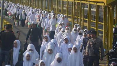 Sambut Ramadan, Santri di Situbondo Pulang Kampung