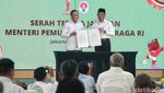 Potret Zainudin Amali Serahkan Jabatan Menpora ke Plt Muhajir Effendy