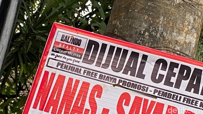 Spanduk insidentil ilegal di Kota Bandung