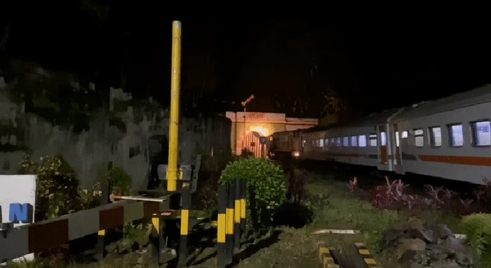 Terowongan Lampegan Cianjur.