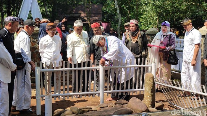 Tradisi Ngikis jelang Ramadan di Ciamis, Kamis (16/3/2023).