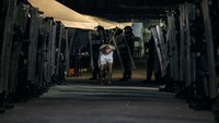Petugas mengatakan, penjara tersebut akan dijaga penuh waktu oleh 600 tentara dan 250 polisi. (Press Secretary Of The Presidency Of El Salvador/REUTERS)