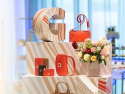 Promo Pemilu 2024, Ada Buy 1 Get 1 Tas Aigner Hingga Sepatu Geox