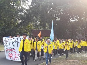 Aliansi BEM Se-UI Gelar Demo Tolak Perppu Cipta Kerja