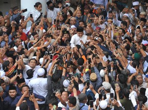 Temui Relawan di Surabaya, Anies: Kita Ingin 2024 Bawa Keadilan untuk Semua