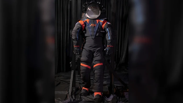 Baju astronot NASA terbaru