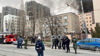 Kantor berita Rusia mengutip layanan darurat mengatakan satu orang tewas dan dua lainnya cedera.