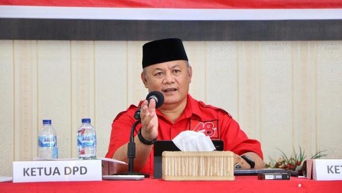 Ketua DPD PDIP Provinsi Gorontalo Kris Wartabone.