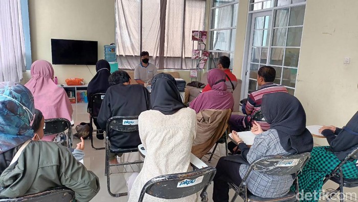 Guru pamong SMA terbuka di Kota Bandung