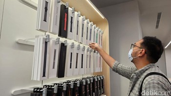 Beragam aksesori Apple Watch bisa didapatkan di iBox. Foto: Adi Fida Rahman/detikINET