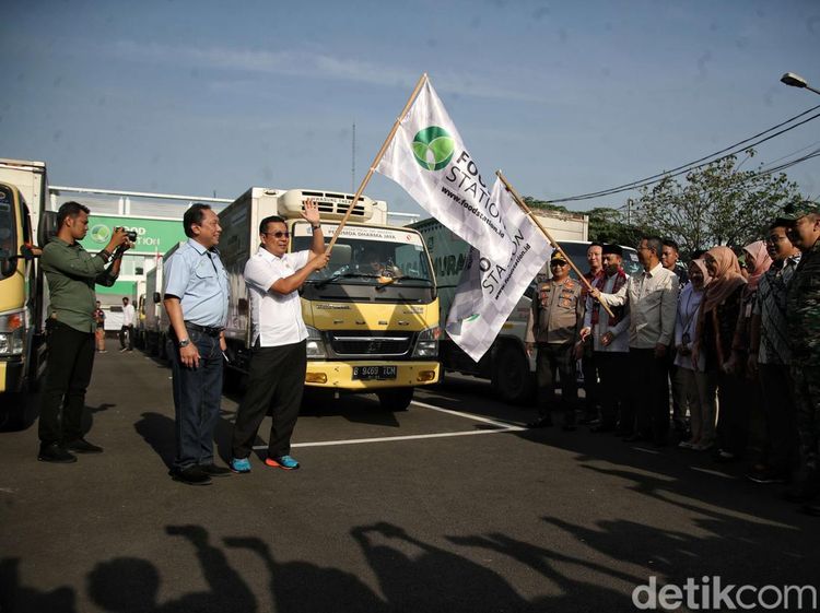 Jelang Ramadan, PJ Gubernur Heru Budi Lepas Mobil Pasar Murah