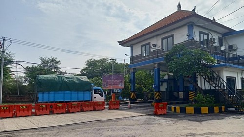 Kendaraan logistik yang masuk ke Bali diprediksi meningkat pada Minggu-Senin, 19-20 Maret 2023 jelang perayaan Nyepi.