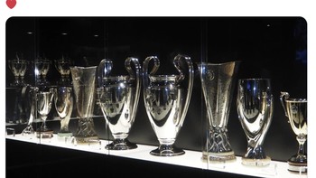 Sudah sangat lama sejak terakhir kali Arsenal meraih piala di Eropa. Foto: Twitter