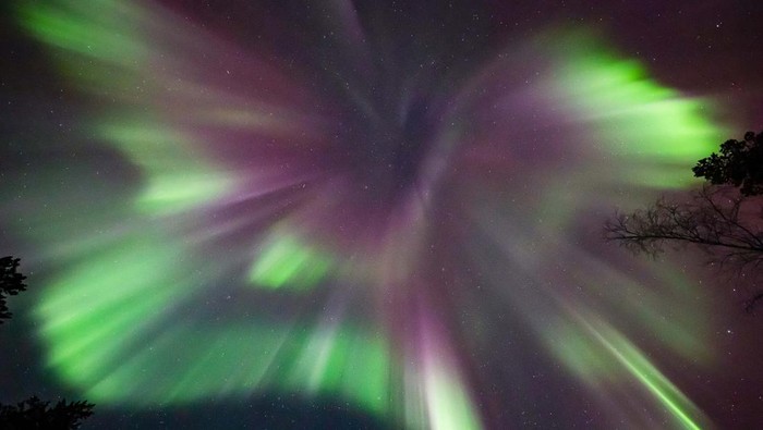 Auroras, caused by a coronal mass ejection on the Sun, illuminate the skies over Lapland in Rovaniemi, Finland March 15, 2023 in this handout image. Courtesy of All About Lapland/Alexander Kuznetsov/Handout via REUTERS ATTENTION EDITOS - THIS IMAGE HAS BEEN SUPPLIED BY A THIRD PARTY. MANDATORY CREDIT     TPX IMAGES OF THE DAY
