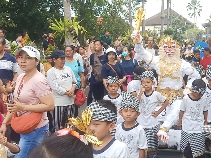 Parade Ogoh-ogoh TK/Paud Se-Kabupaten Jembrana berhasil menyuguhkan pemandangan yang indah dan menarik perhatian banyak orang. Diharapkan, dengan adanya acara ini, anak-anak Jembrana semakin mencintai dan melestarikan budaya serta tradisi Bali.