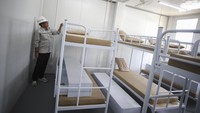 Di kompleks Rusun HPK IKN, kata Iwan,  juga akan dibangun fasilitas sosial dan fasilitas umum seperti masjid, mess hall, klinik, dan kantor perwakilan pengelola. Berdasarkan laporan pembangunan pada pertengahan Desember 2022, tercatat saat ini proses pekerjaan di lapangan difokuskan penyelesaian kelistrikan dan pemasangan dinding dan toilet bagi pekerja serta persiapan struktur modular Rusun yang lain.