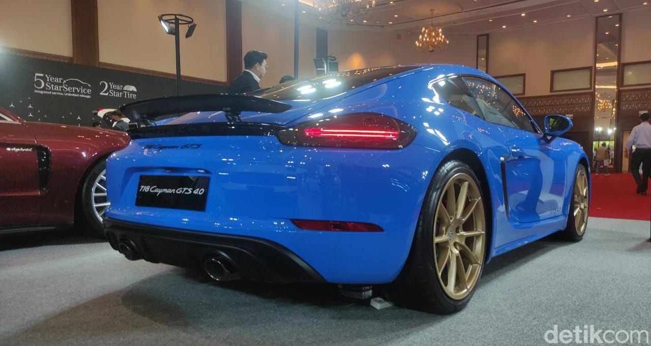 Porsche 718 Cayman GTS 4.0.