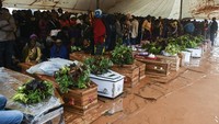 Presiden Malawi Lazarus Chakwera mengatakan jumlah korban tewas akibat bencana ini meningkat dari 225 menjadi 326, jumlah pengungsi meningkat lebih dari dua kali lipat menjadi 183.159.  