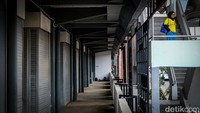Pasar Ciputat terpantau sepi usai revitalisasi gedung baru di Tangerang Selatan, Jumat (17/3/2023).   