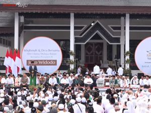 Jokowi: Negara Lain Masih Bingung Selesaikan COVID, RI Sudah Cabut PPKM