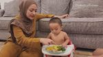 Aksi Nathalie Holscher Masak Aneka Makanan di Dapur Bikin Ngiler!