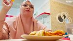 Aksi Nathalie Holscher Masak Aneka Makanan di Dapur Bikin Ngiler!